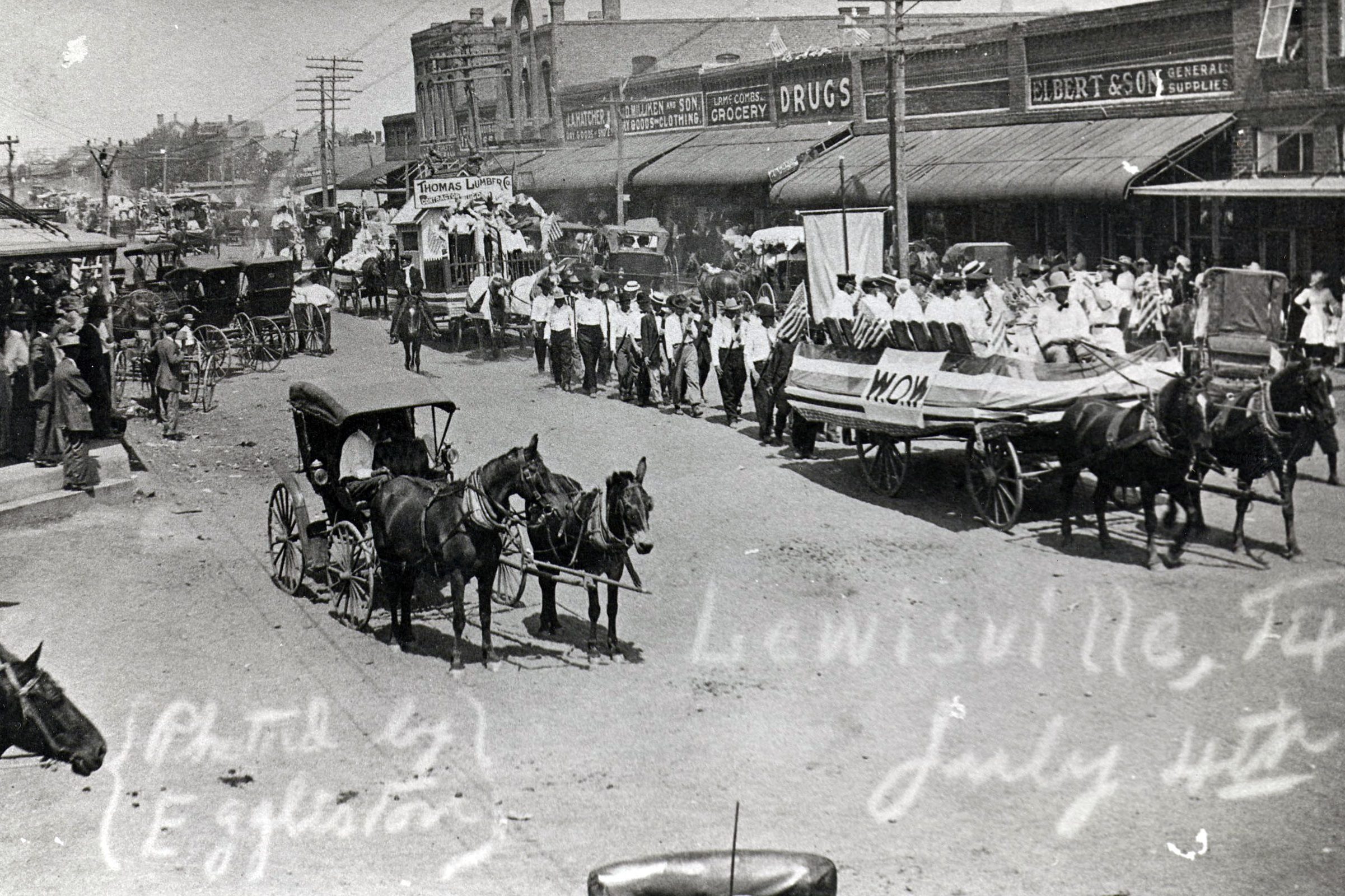 1911 Independence Day Parade 02