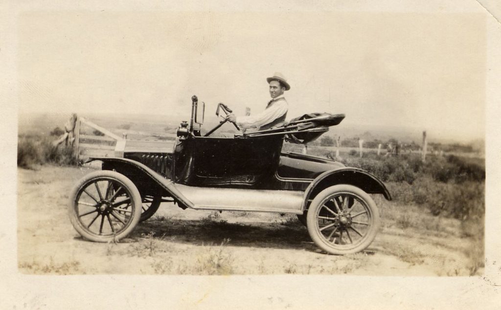 1915 First Car in Lewisville