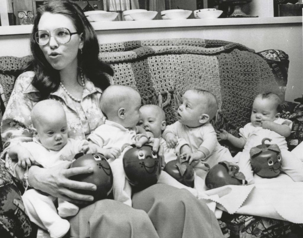1976 Davis Quintuplets 02