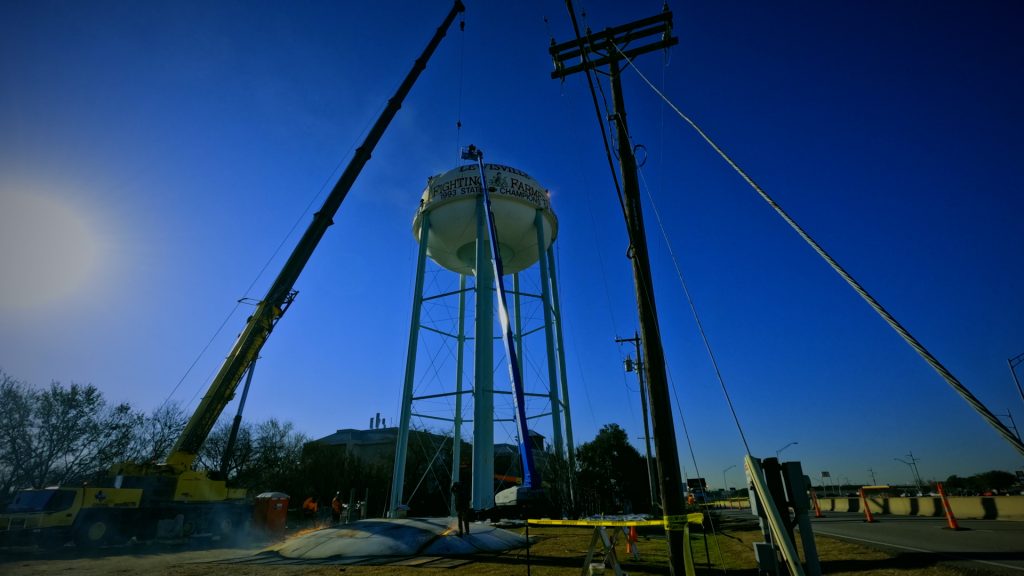 2022 Fighting Farmers Water Tower removal 01
