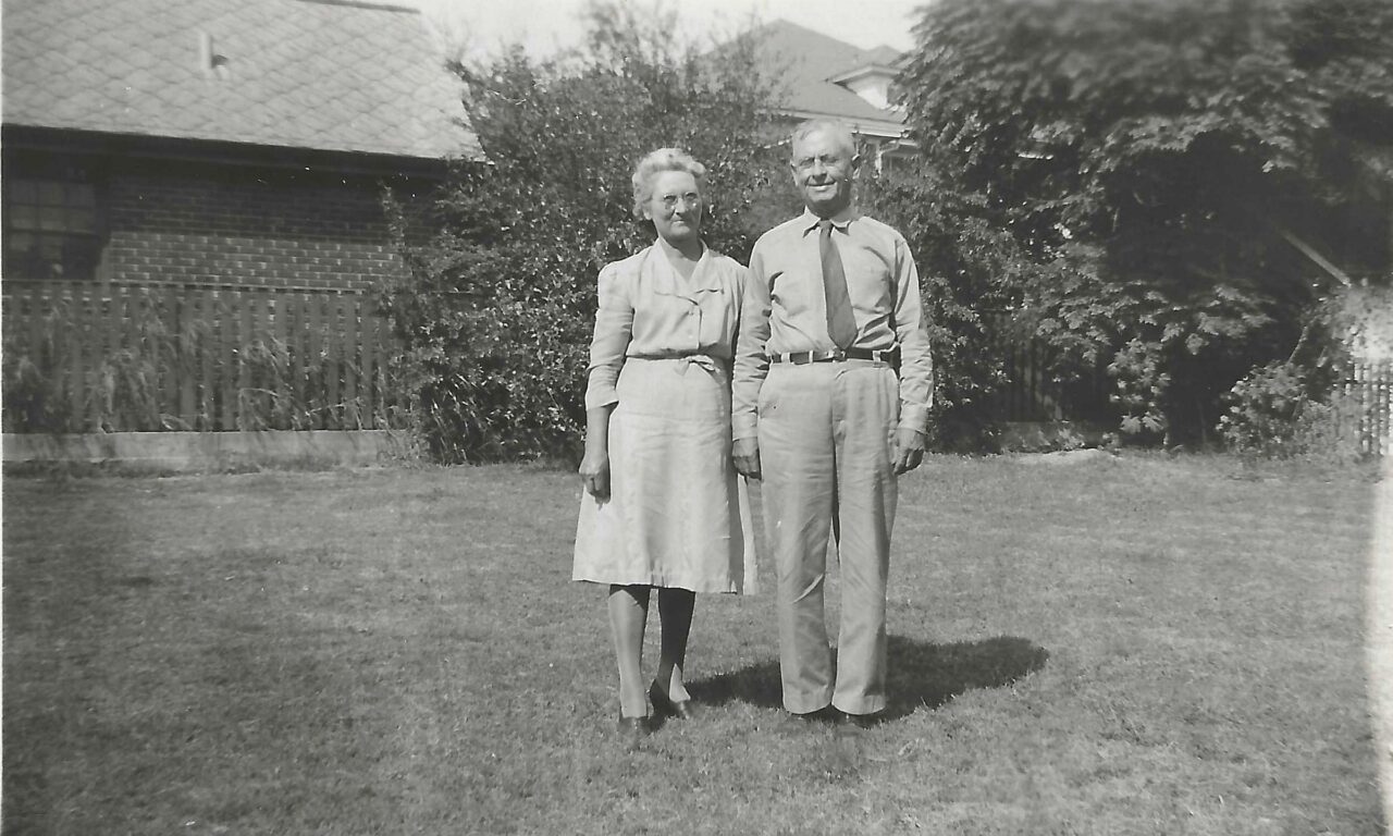 1945 Photo - Oscar and Eva Robertson