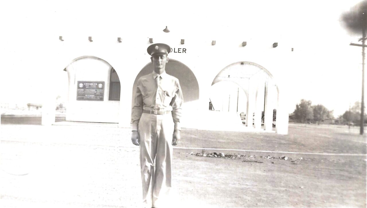 1940s - Lester Robinson heads for war