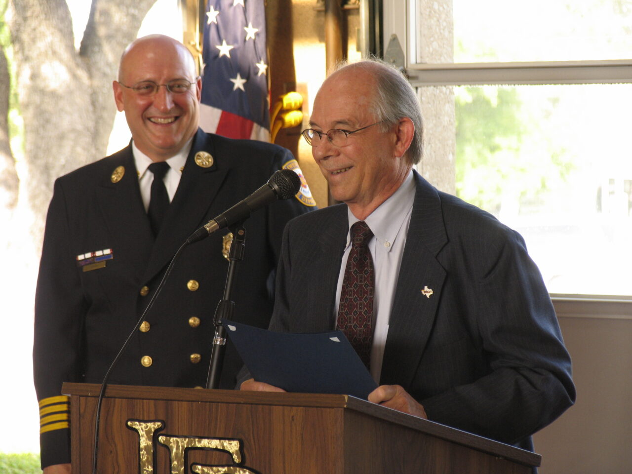 2006 - Mayor Gene Carey and Fire Chief Tim Tittle